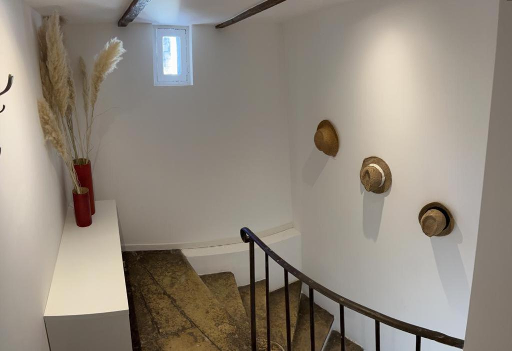 Oustaou De Betty Et Bob Bed & Breakfast Le Cailar Luaran gambar