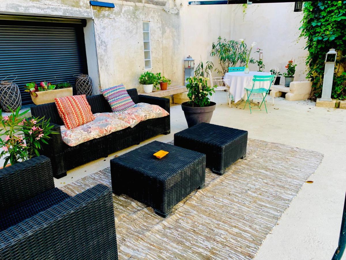 Oustaou De Betty Et Bob Bed & Breakfast Le Cailar Luaran gambar