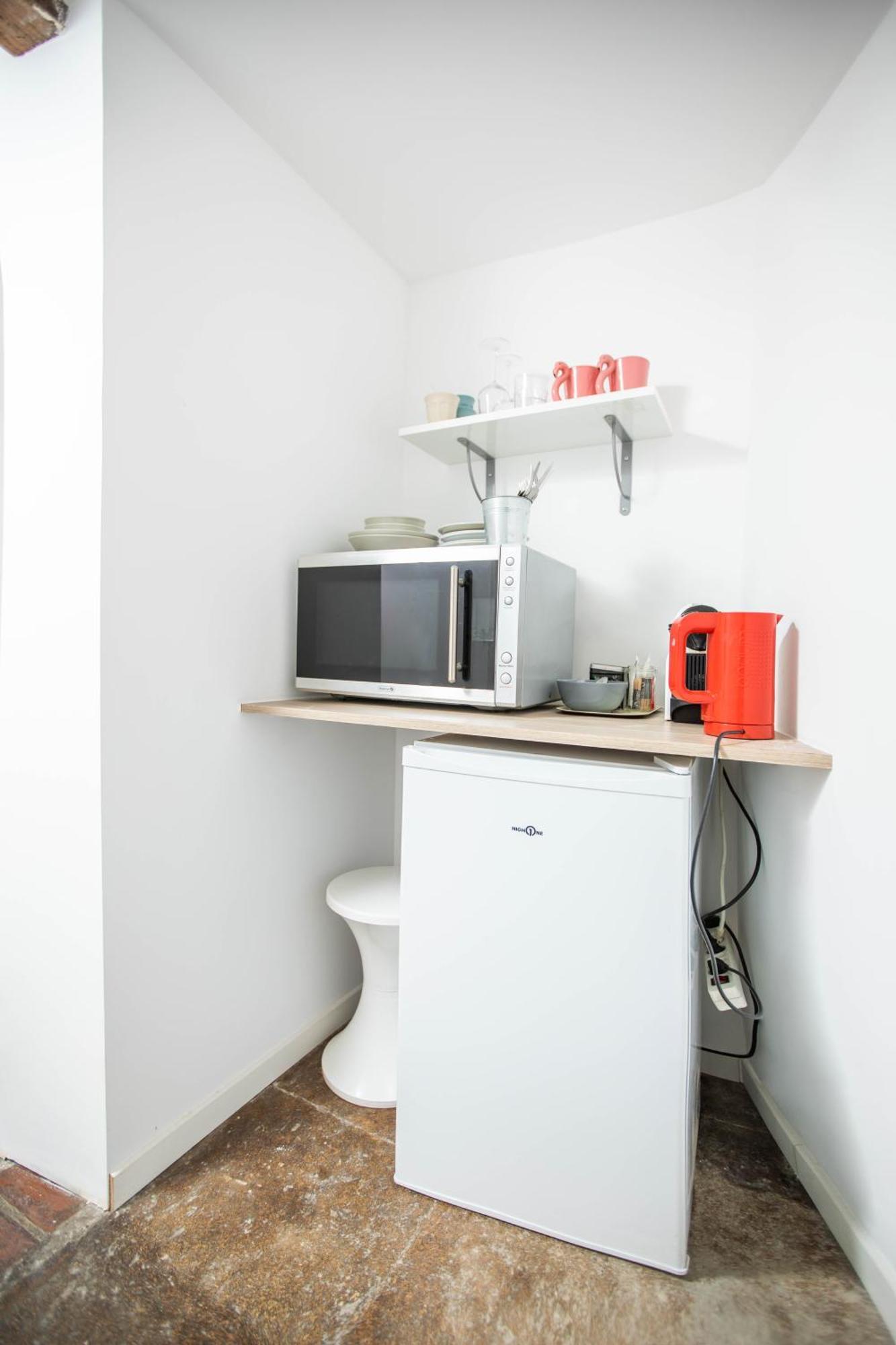 Oustaou De Betty Et Bob Bed & Breakfast Le Cailar Luaran gambar