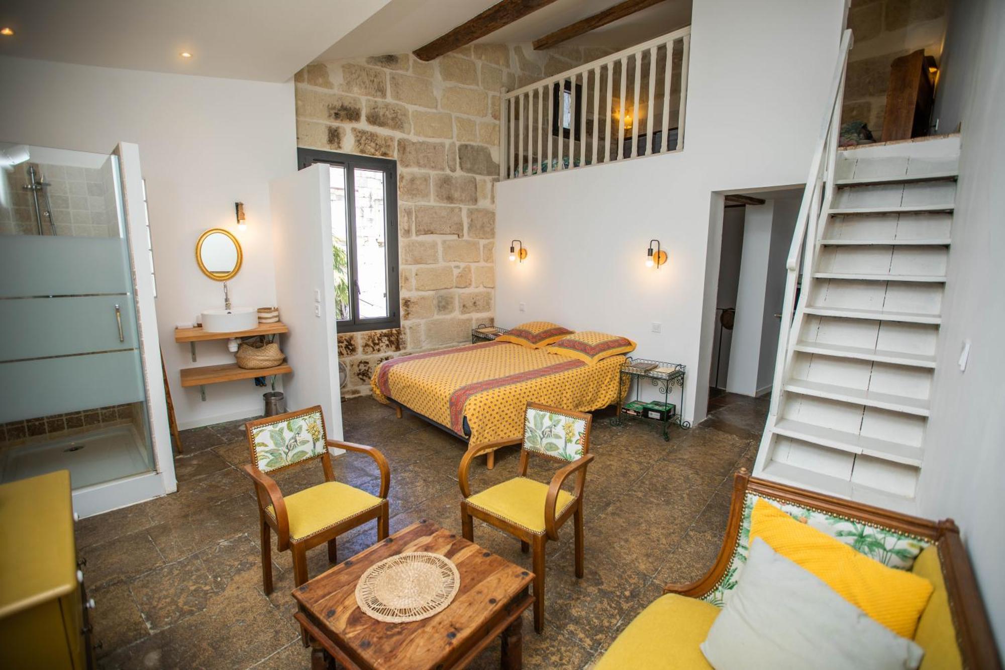 Oustaou De Betty Et Bob Bed & Breakfast Le Cailar Luaran gambar