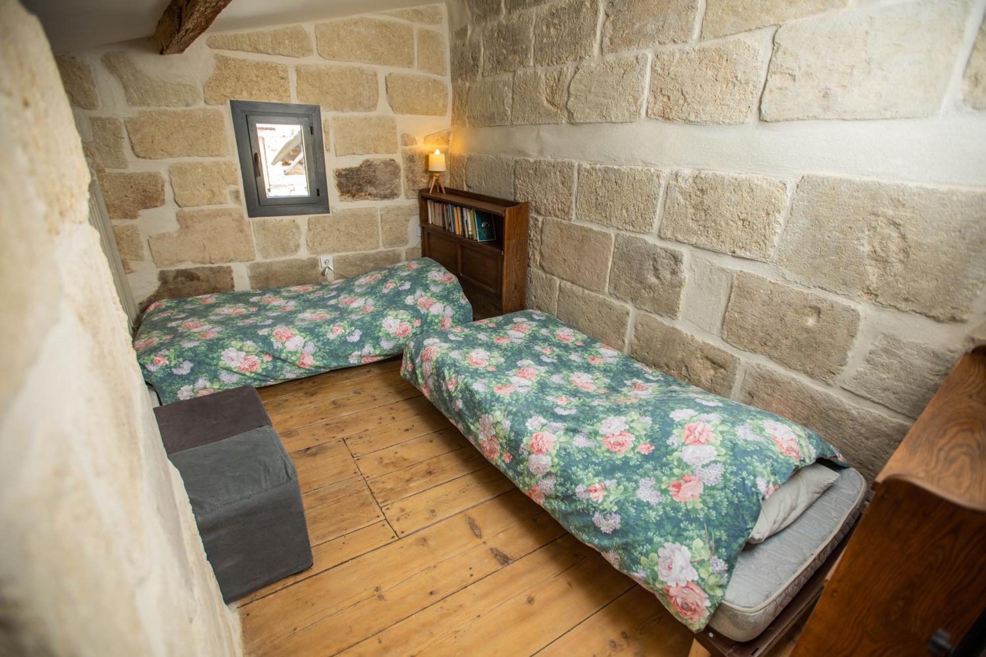 Oustaou De Betty Et Bob Bed & Breakfast Le Cailar Luaran gambar